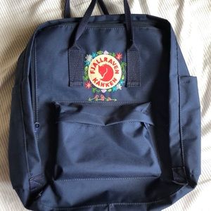 New embroidered navy Fjallraven Kanken Backpack